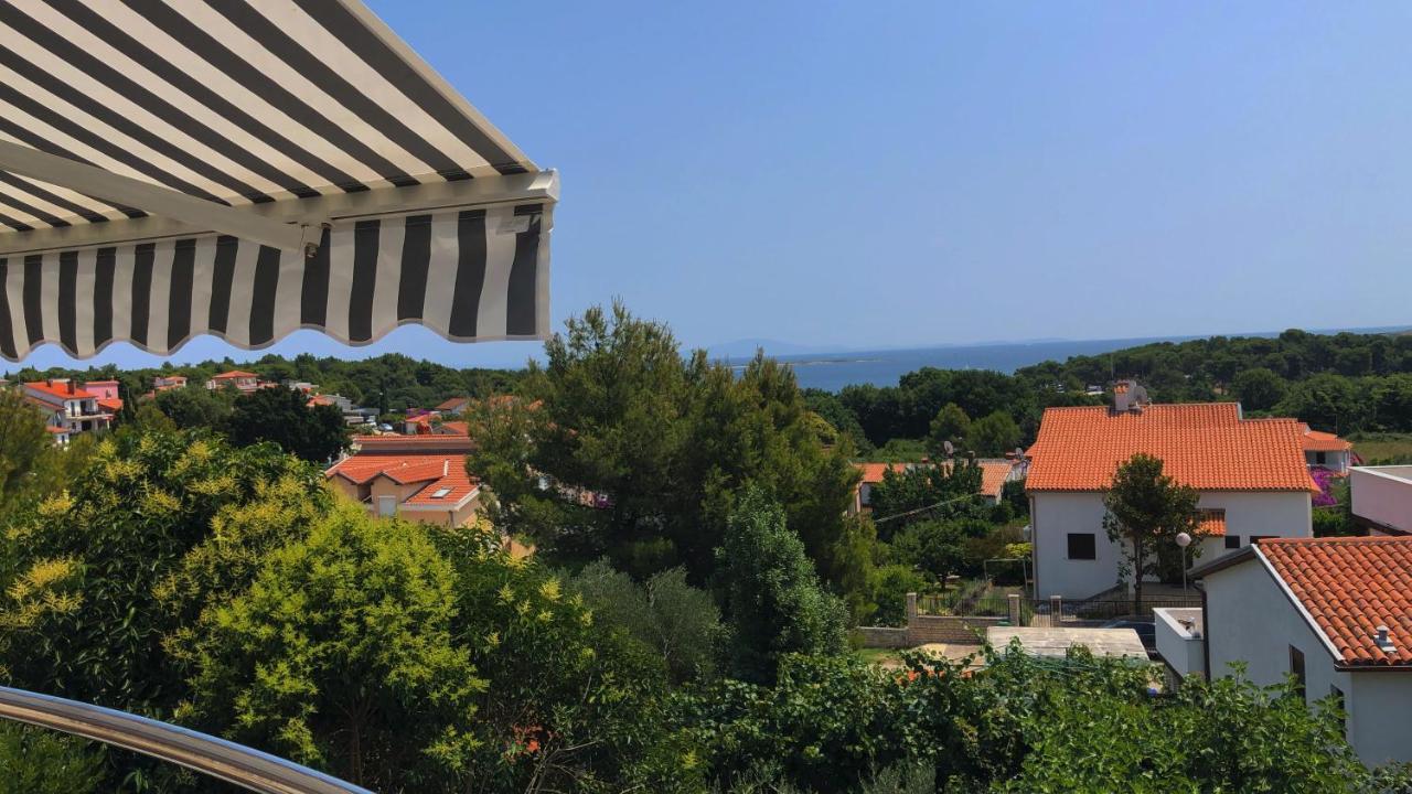 Tomic Apartmán *